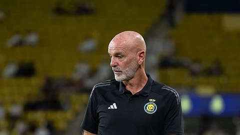 الإيطالي "ستيفانو بيولي" المدير الفني للنصر