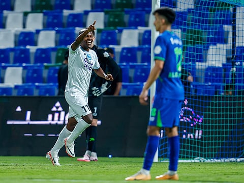 دوري روشن: الأخدود يقلب الطاولة على الفتح ويحتفل بأول انتصار