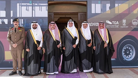 "سعود بن طلال" يرعى توقيع عقد مشروع النقل العام للحافلات بمحافظة الأحساء