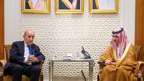 وزير الخارجية يستقبل المبعوث الفرنسي إلى لبنان