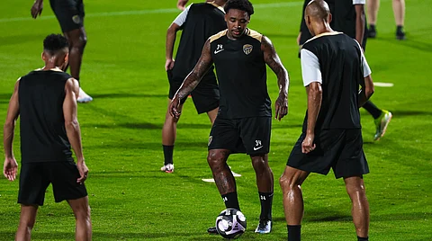 جانب من تدريبات لاعبي الاتحاد