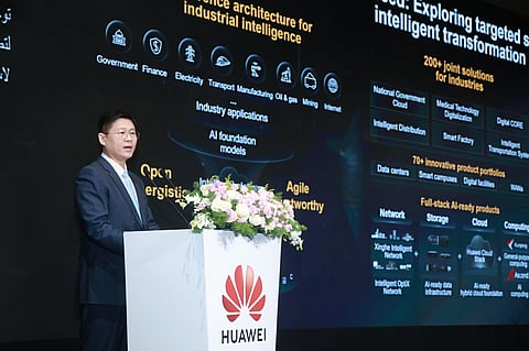 هواوي تطلق في جيتكس جلوبال 2024 ورقة عمل ممارسات تعزيز الرقمنة والذكاء الاصطناعي تشمل أكثر من 100 دراسة حالة من أكثر من 20 قطاعاً