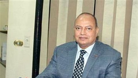 الدكتور محمد عز العرب