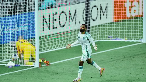 فرحة فراس البريكان لاعب الأهلي بتسجيل هدف في مرمى الريان القطري