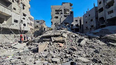 20 شهيدًا في غارات إسرائيلية على غزة وحصار متصاعد شمال القطاع والأمم المتحدة تعلن مقتل موظف الأونروا