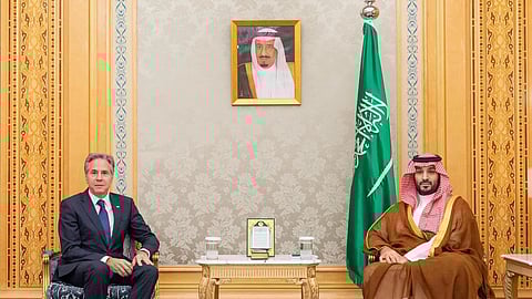 ولي العهد يستقبل وزير الخارجية الأمريكي ويبحثان المستجدات الإقليمية والدولية