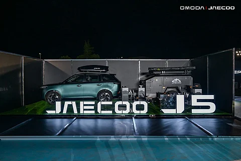 إطلاق عالمي وشيك لسيارة JAECOO J5 يجمع بين الأداء القوي والتصميم المستقبلي