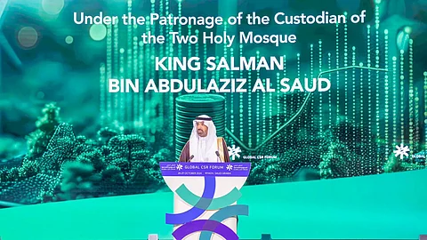 وزير الموارد البشرية والتنمية الاجتماعية أحمد بن سليمان الراجحي