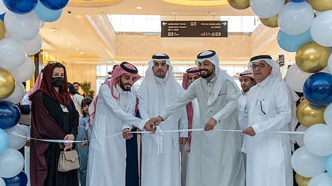 بمشاركة طلابية واسعة.. جامعة الملك خالد تطلق "قافلة الاستشارات الطبية"