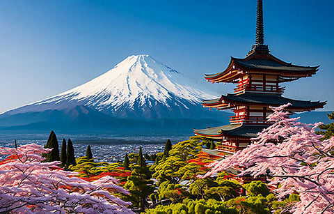 للمرة الأولى منذ 130 عامًا.. موجة الحرارة تحرم "جبل فوجي" الياباني من قمته الثلجية