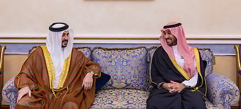 ولي عهد البحرين يستقبل وزير الرياضة.. و"الفيصل" يشارك في إطلاق "شبكة الأمل"