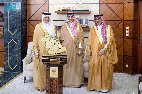 تطوير مطارات المنطقة الشرقية.. سعود بن نايف يستقبل الإدريسي