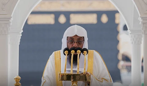 إمام وخطيب الحرم المكي الشريف أسامة بن عبدالله خياط