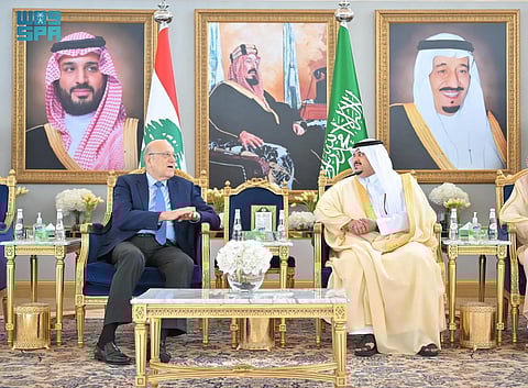القمة العربية والإسلامية.. رئيس مجلس الوزراء اللبناني يصل الرياض