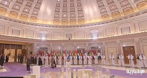 القمة العربية والإسلامية.. بدء توافد قادة ورؤساء الوفود المشاركين لمقر انعقادها في الرياض