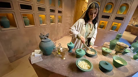 في متاهات بيوت الطين وحدائق العطر.. تجربة تكشف أسرار "طريق البخور" بالعلا