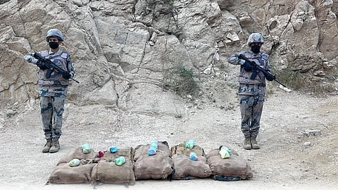 حرس الحدود بجازان يحبط تهريب 150 كجم قات في العارضة