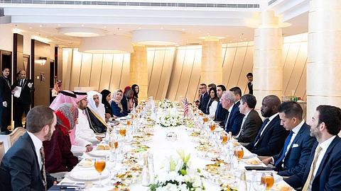 د.العيسى يستقبل كبار الباحثين والمُختصِّين بالشؤون السياسية والعلاقات الدولية بمجلس العلاقات الأمريكية الخارجية