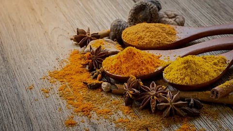 تناولها باعتدال.. تفاصيل وفوائد صحية سحرية لـ"ثلاثية الأعشاب القوية"