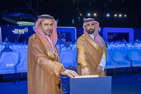 "صدارة للكيميائيات" تطلق برنامج "وطّنها" للمحتوى المحلي