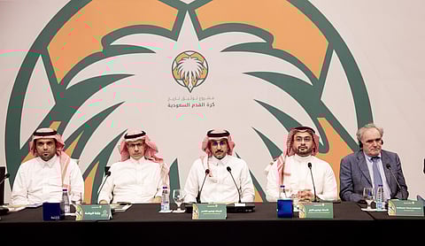 فريق عمل مشروع توثيق تاريخ كرة القدم السعودية يعقد اجتماعه الدوري.. تعرف على التفاصيل