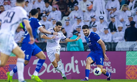 جانب من لقاء الهلال والسد القطري