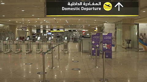 السعودية تخطط لإنشاء شركة طيران بالدمام وتدشين صالات سفر والتوسع في النقل بالحافلات