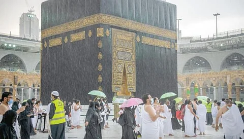"الأرصاد" يدعو للتأكد من حالة الطقس قبل العمرة أو الزيارة