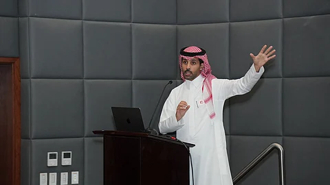 "استشاري": الذكاء الاصطناعي يشخّص أمراض العيون بدقة وهذه مخاطر العلاجات غير المعتمدة