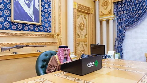 وثيقة و"عمود فِقْري".. "قطار الرياض".. نظرة مستقبلية رسمها الملك سلمان قبل 15 عاماً