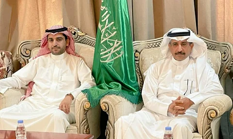 "محافظ الحريق" يحتفي بوكيله "القاسم" بعد تكليفه محافظًا لثادق