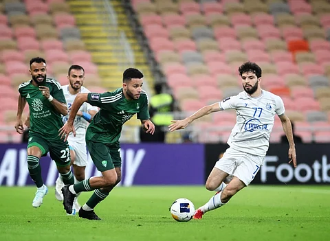 جانب من لقاء الأهلي والاستقلال الإيراني