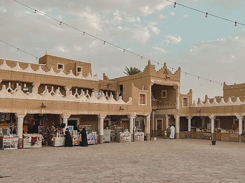 استكشف أجمل وجهات القصيم واصنع مغامرات لا تُنسى!