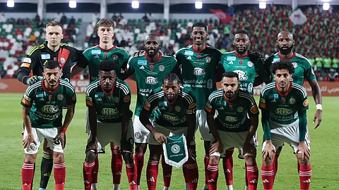 الاتفاق يفتح ملف الخليج في دوري روشن السعودي