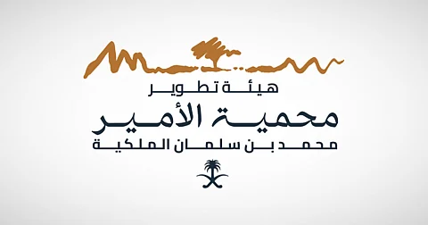 محمية الأمير محمد بن سلمان الملكية تدشّن أول قاربين للدوريات البحرية