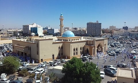 وفاة مواطن دهساً تجدّد "أزمة الازدحام مقابل جامع البازعي بتبوك".. والحلول غائبة!