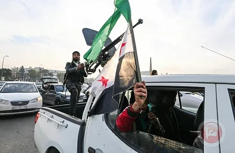 جيش ومواطنة وحكومة وطنية.. سوريا ما بعد "الأسد"؟ سيناريوهات البناء والفوضى!