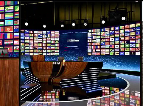 لقطات مباشرة من مقر الفيفا قبل إعلان استضافة السعودية مونديال 2034