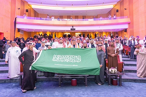 جامعة الملك خالد تحتفل بفوز المملكة باستضافة كأس العالم 2034 وتؤكد مكانتها الرياضية العالمية