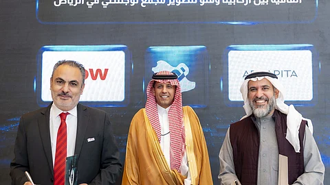 "آركابيتا" و"فلو" تُطوِّران مجمَّعًا لوجستيًّا في الرياض