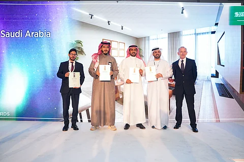 "الرمز العقارية" تحصد 4 إنجازات ضمن "جوائز العقارات الدولية لعام 2024"