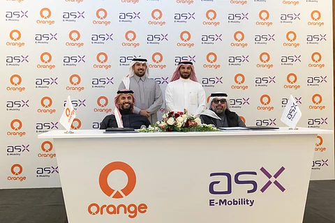 الشريف إكس لحلول التنقل الكهربائي توقع اتفاقية تعاون مع شركة أورانج لتوسيع شبكة E-FILL للشحن الكهربائي