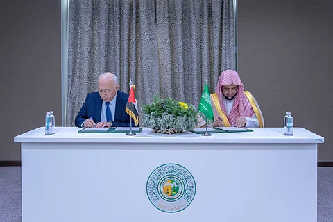 توقيع مذكرة تعاون بين النيابة العامة السعودية ونظيرتها الأردنية لتعزيز مكافحة الجريمة والإرهاب
