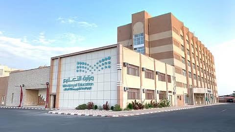 130 طالبة من 8 إدارات تعليمية يصقلن مهاراتهن خلال مهرجان المسرح المدرسي بالطائف