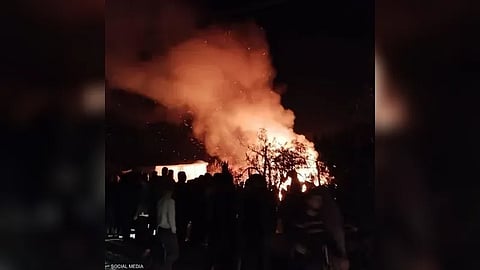 "مواصي غزة".. مقتل 7 فلسطينيين وإصابة العشرات في استهداف الطيران الإسرائيلي خيام النازحين