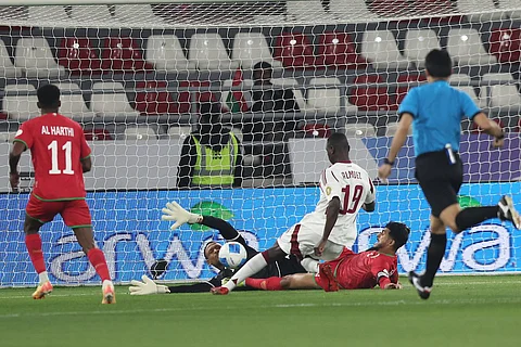 "كأس الخليج 26": عمان تعبر قطر بثنائية "الصبحي"