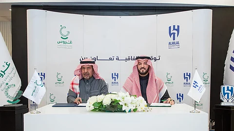 مؤسستا الهلال وغروس الخيريتان توقعان اتفاقية شراكة تعزيزًا لإسهامات القطاع غير الربحي في خدمة المجتمع