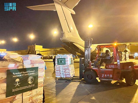 اكتمال حمولة الطائرة الثانية من الجسر الجوي السعودي لإغاثة الشعب السوري