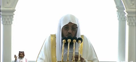 إمام وخطيب المسجد الحرام  أسامة بن عبدالله خياط