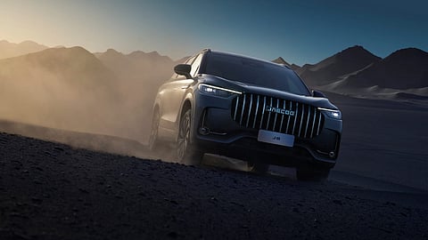 سيارة جايكو J8